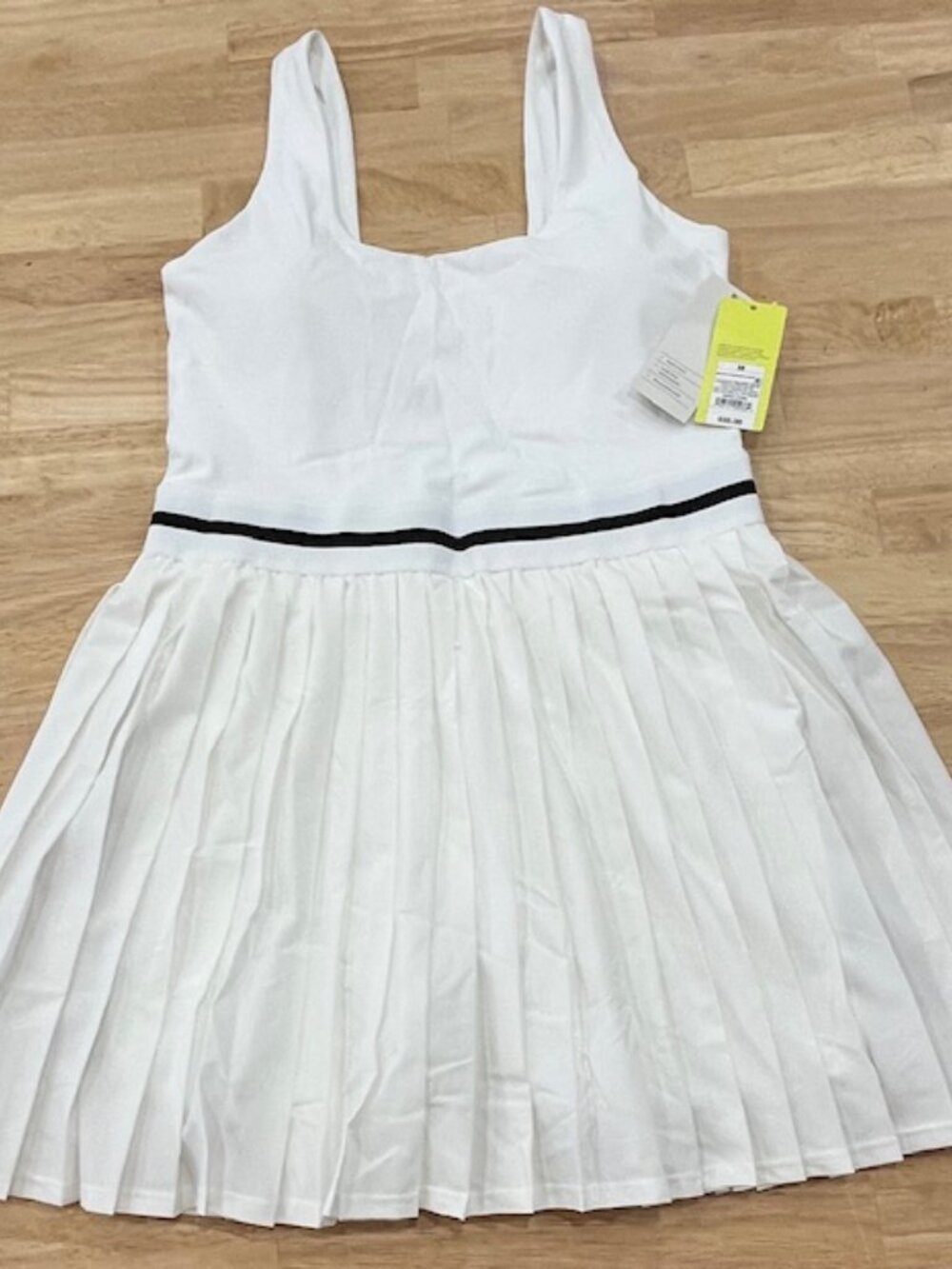 All in Motion Women's Pleated Active Dress, White and black, Size M, NWT - Picture 7 of 7
